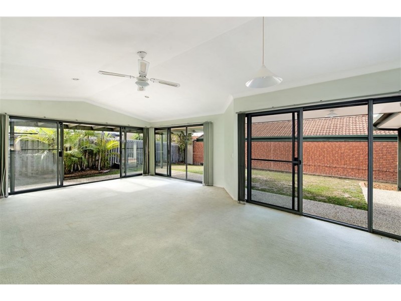 21 Jamieson Drive, Parkwood QLD 4214