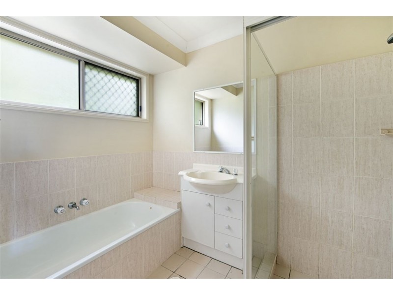 27/20 Golden Palms Court, Ashmore QLD 4214