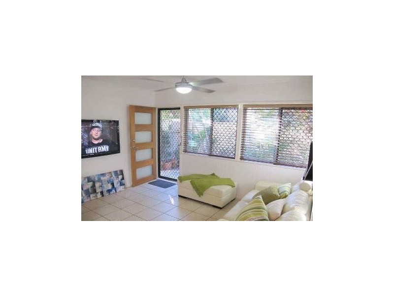 1/1227 Gold Coast Highway, Palm Beach QLD 4221