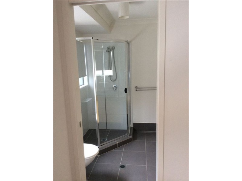 2/3 Wendy Court, Upper Coomera QLD 4209