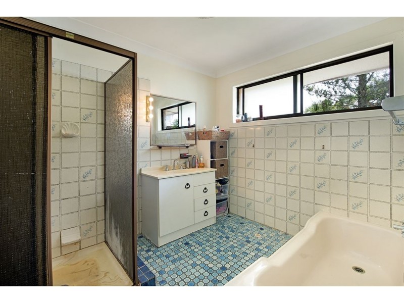 8 Belah Street, Ashmore QLD 4214