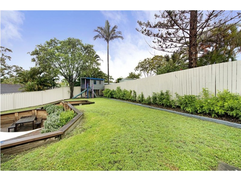 8 Belah Street, Ashmore QLD 4214