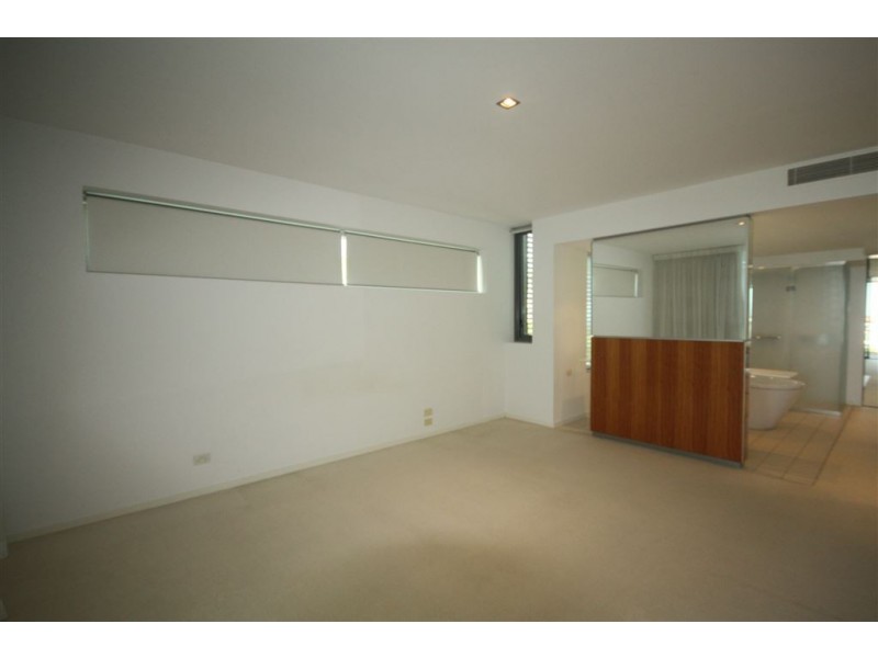 5404/2 Ephraim Island, Paradise Point QLD 4216