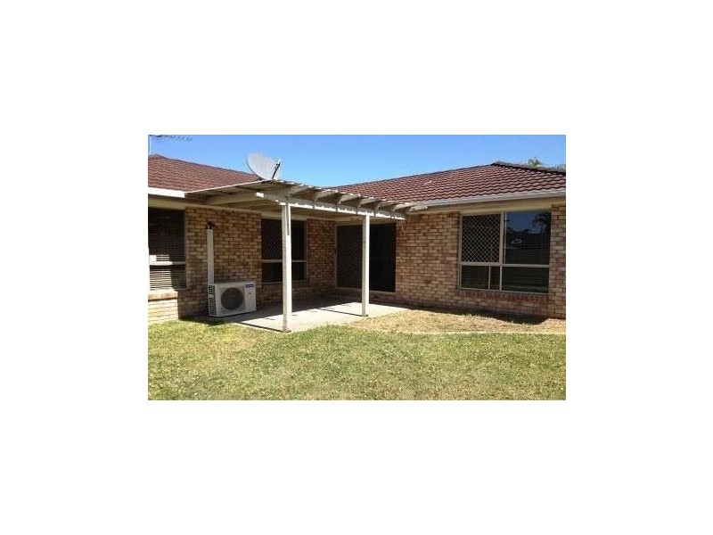 8 Carner Court, Parkwood QLD 4214