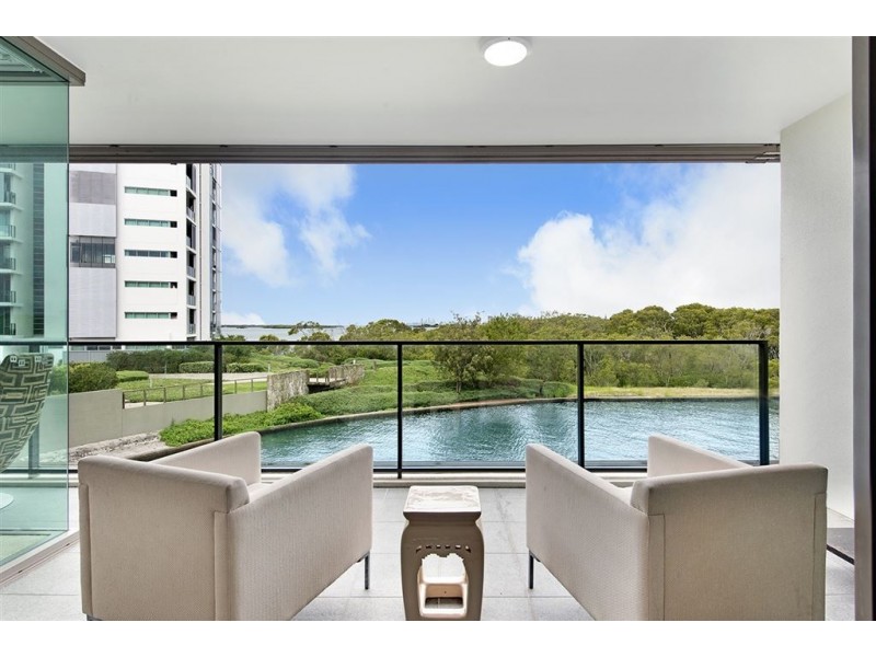 29202/2 Ephraim Island, Paradise Point QLD 4216