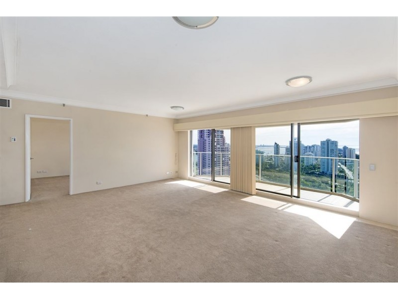 161/2 Admiralty Drive, Surfers Paradise QLD 4217