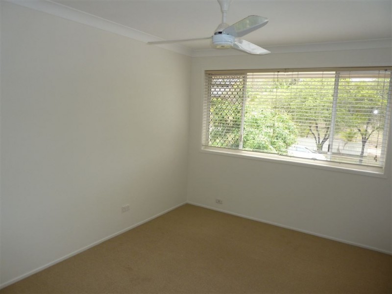 13 Mualla Drive, Ashmore QLD 4214
