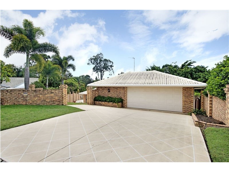 23 Kilmarnock Close, Highland Park QLD 4211