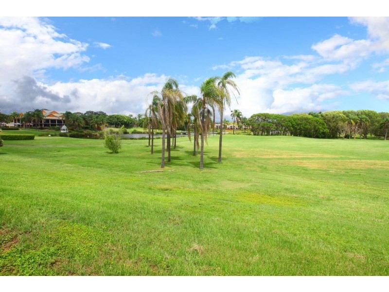 35 Meadowview Drive, Carrara QLD 4211