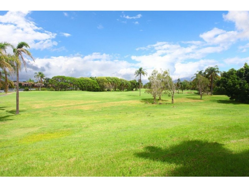 35 Meadowview Drive, Carrara QLD 4211