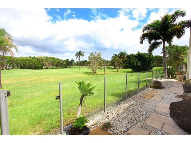 35 Meadowview Drive, Carrara QLD 4211