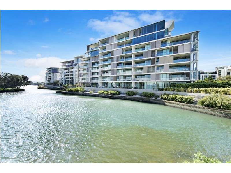 29205/2 Ephraim Island Parade, Paradise Point QLD 4216