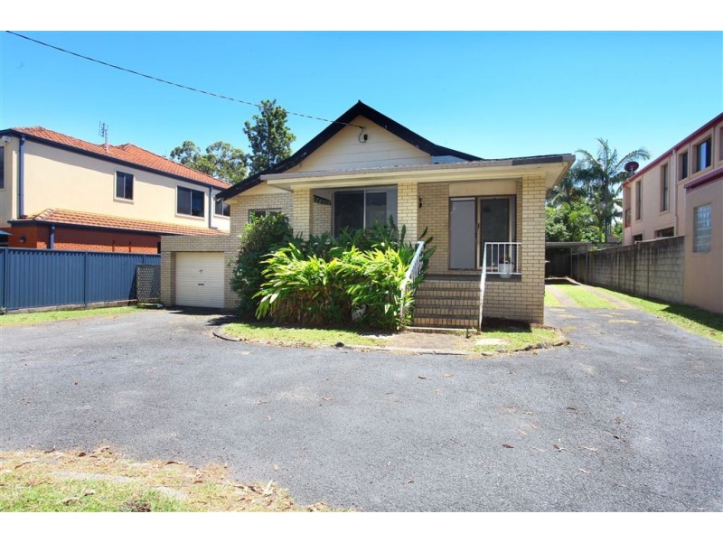 49 Winchester Street, Southport QLD 4215