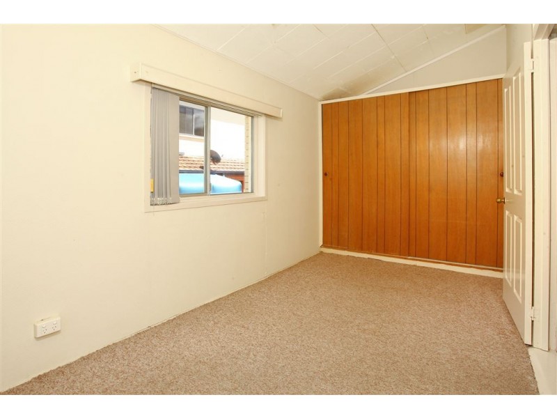 49 Winchester Street, Southport QLD 4215