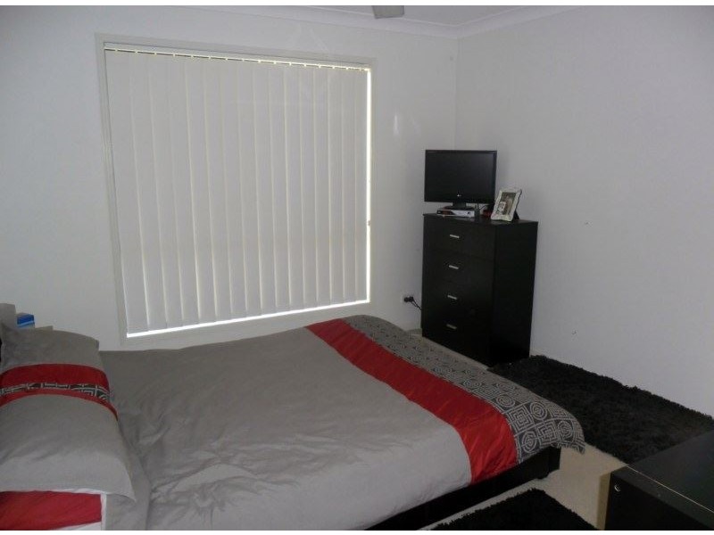 2/6 Moss Terrace, Pimpama QLD 4209