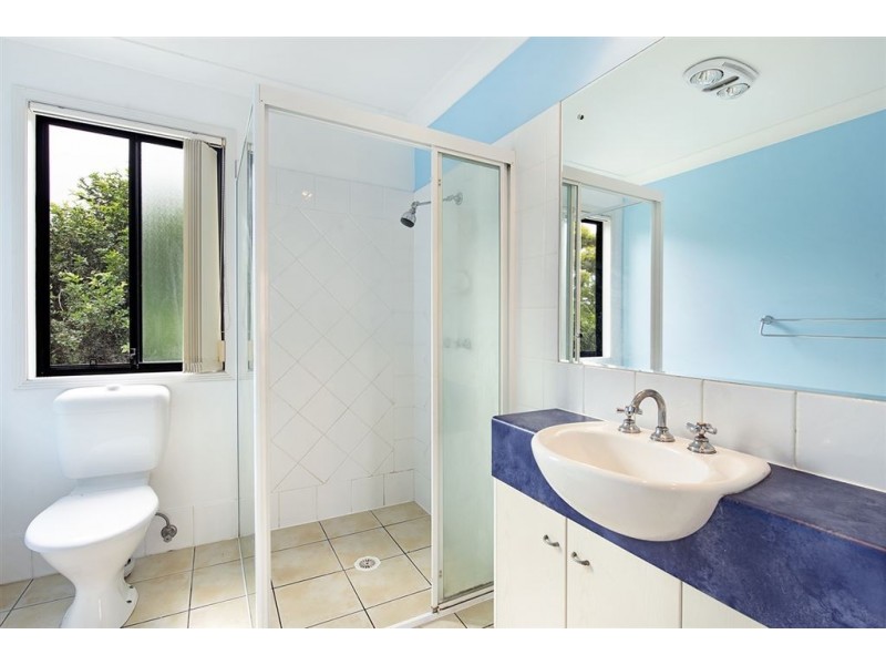 3/123 Pohlman Street, Southport QLD 4215