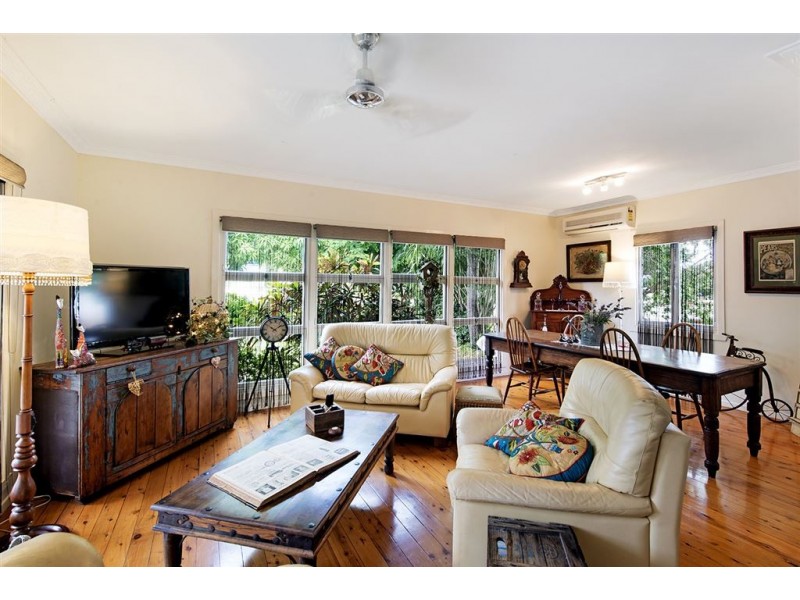 41 Gordon Street, Labrador QLD 4215