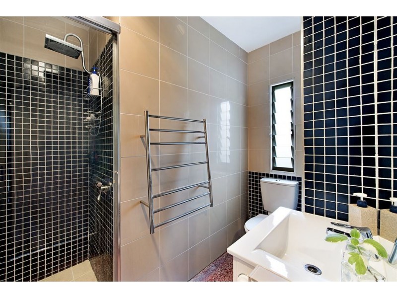 41 Gordon Street, Labrador QLD 4215