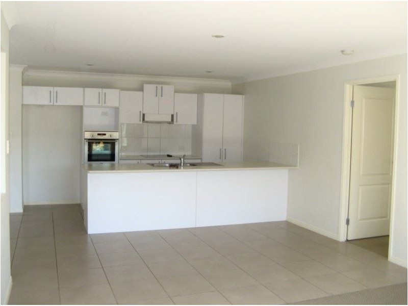 1/24 Deepak Drive, Pimpama QLD 4209