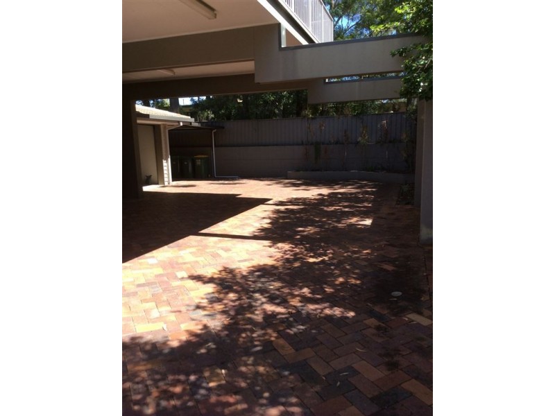 82 Parasol Street, Ashmore QLD 4214