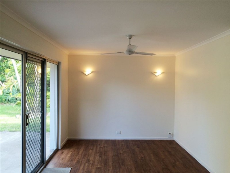 16 Carrabean Avenue, Ashmore QLD 4214