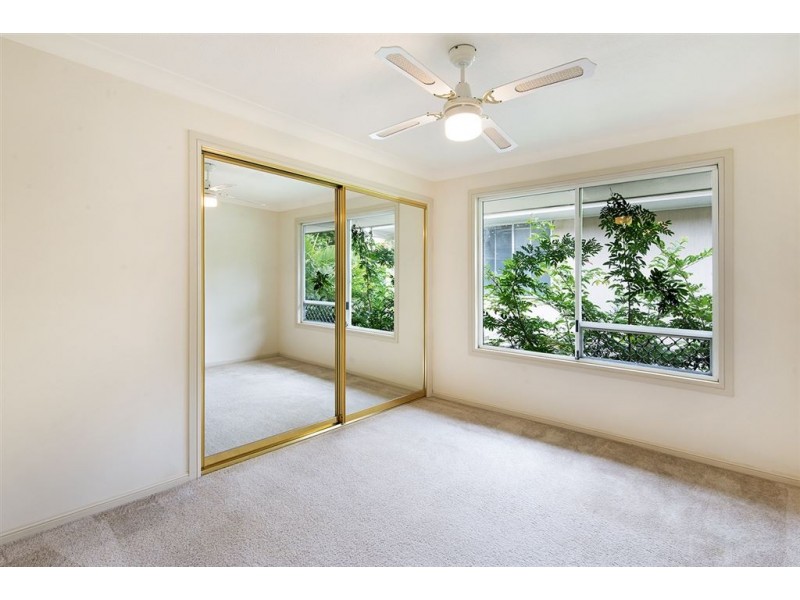 1/143 Cotlew Street, Ashmore QLD 4214