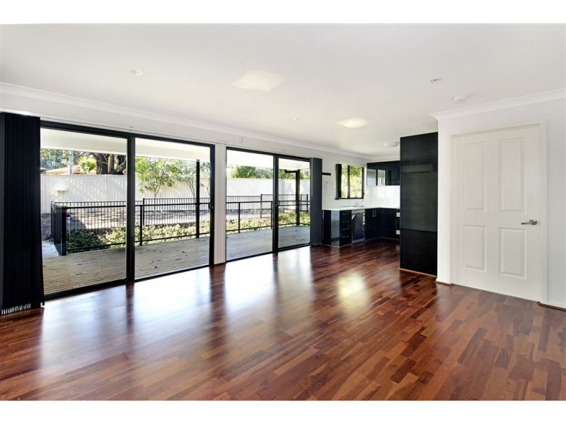 2a Sirius Court, Molendinar QLD 4214