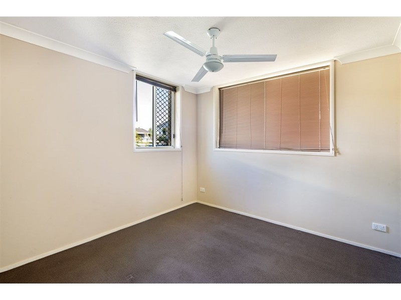 1/16 Stanhill Drive, Chevron Island QLD 4217