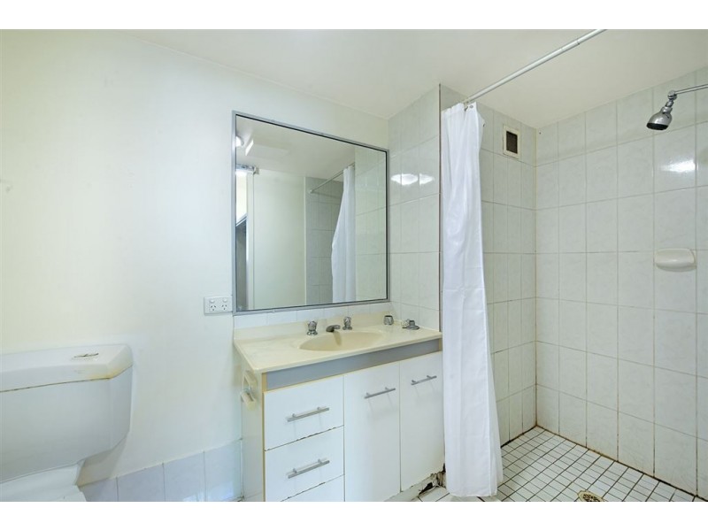 1/16 Stanhill Drive, Chevron Island QLD 4217
