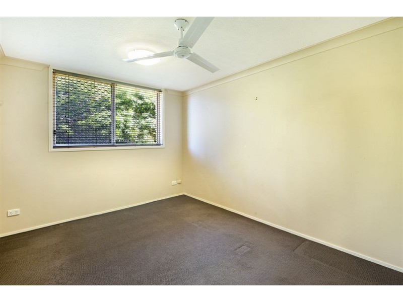 1/16 Stanhill Drive, Chevron Island QLD 4217