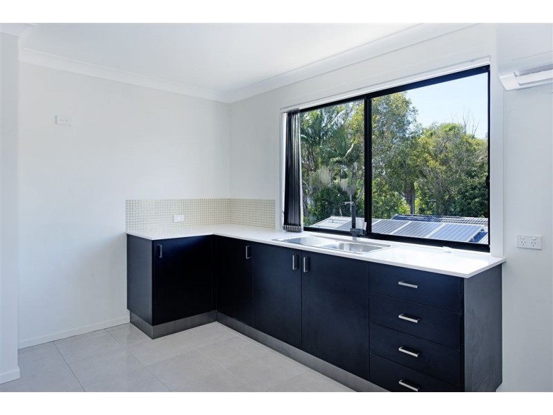 35 Moora Street, Ashmore QLD 4214