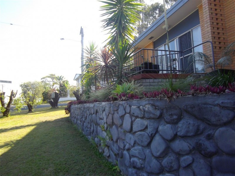 46 Cooleroo Crescent, Southport QLD 4215