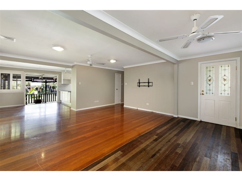 22 Mole Avenue, Southport QLD 4215