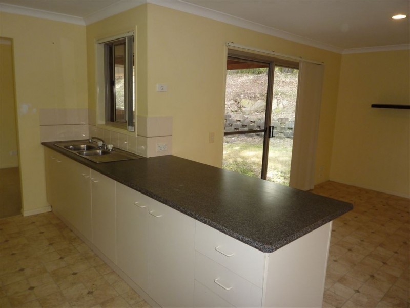 21 Floyd Court, Parkwood QLD 4214