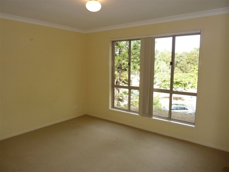 21 Floyd Court, Parkwood QLD 4214