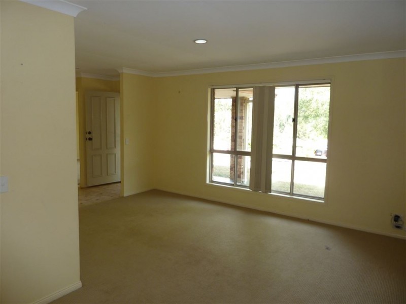 21 Floyd Court, Parkwood QLD 4214