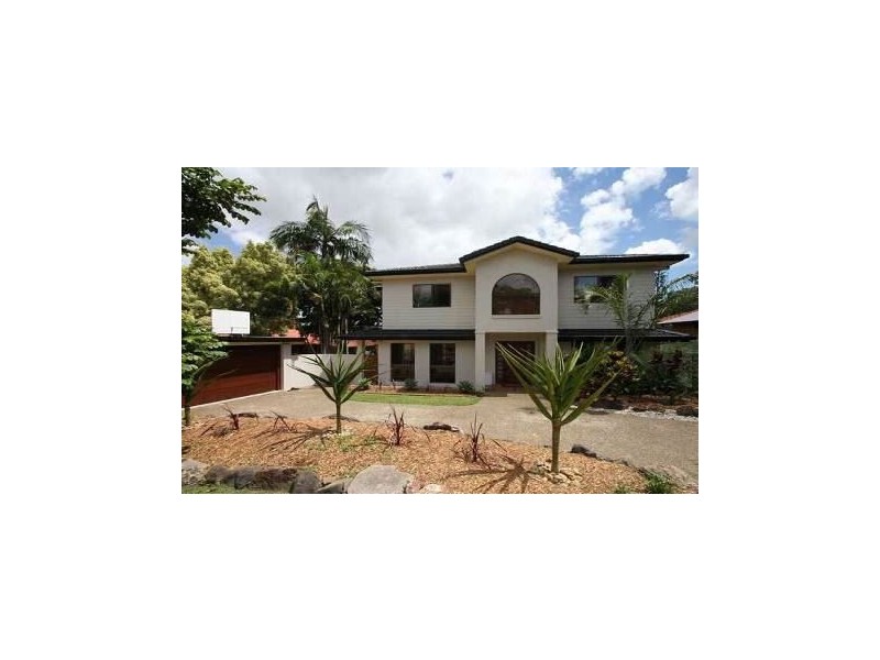 9 Ainsley Avenue, Ashmore QLD 4214