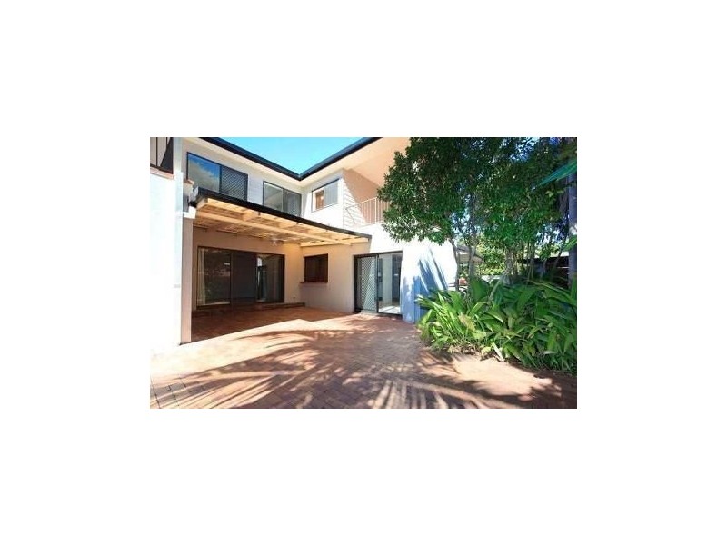9 Ainsley Avenue, Ashmore QLD 4214