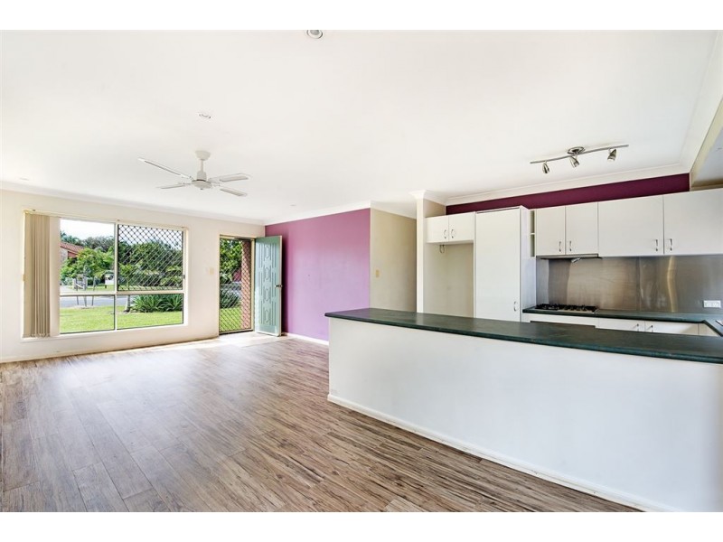 1/10 Crystal Reef Drive, Coombabah QLD 4216