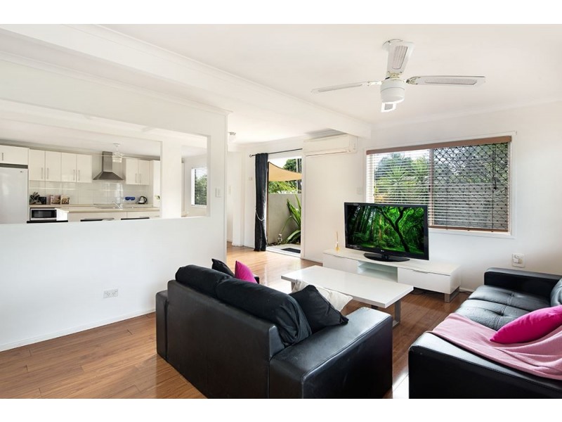 156 Johnston Street, Southport QLD 4215