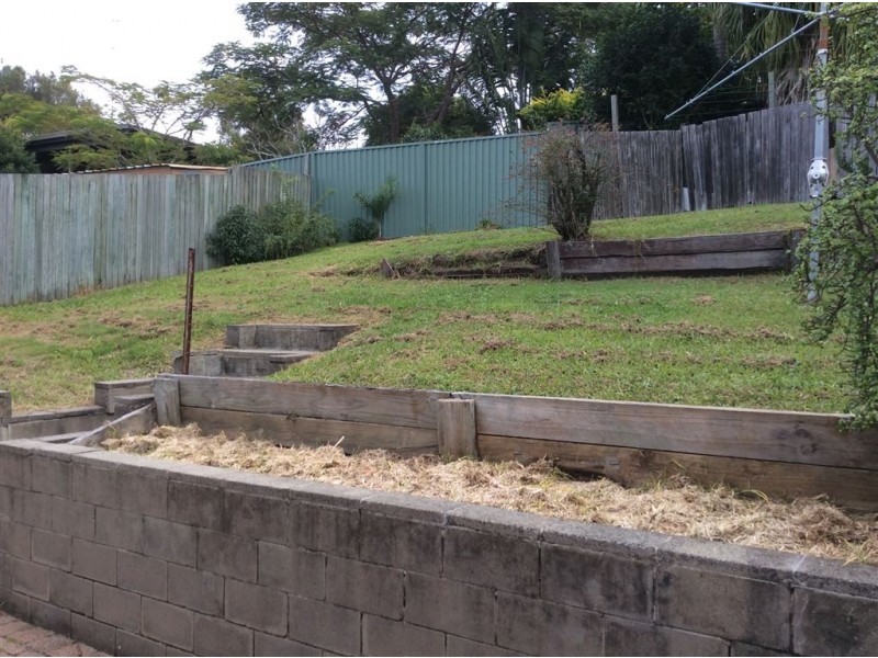 30 Yangoora Crescent, Ashmore QLD 4214