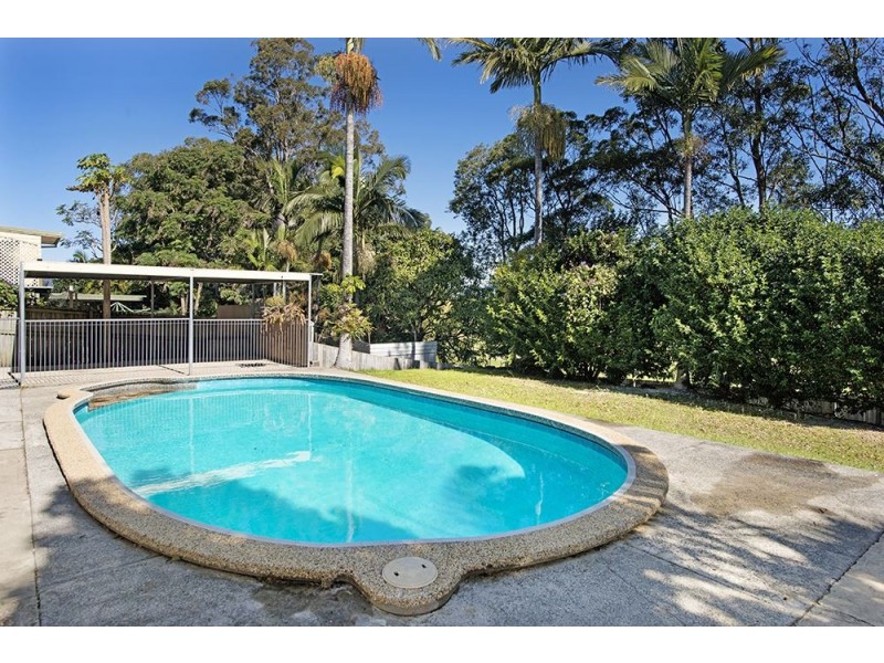 24 Theodore Place, Molendinar QLD 4214