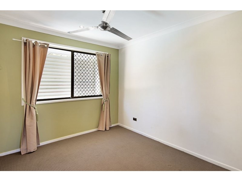 24 Theodore Place, Molendinar QLD 4214