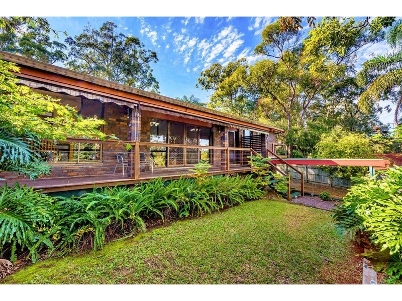 7 Kittani Crescent, Ashmore QLD 4214