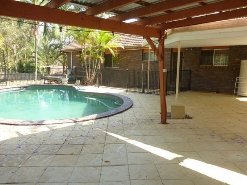 7 Kittani Crescent, Ashmore QLD 4214