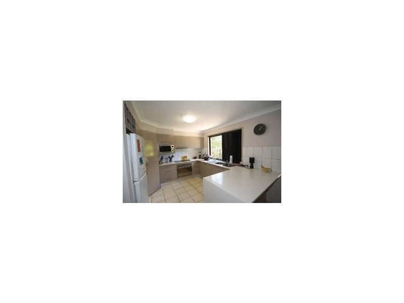 27 Gumleaf Drive, Molendinar QLD 4214