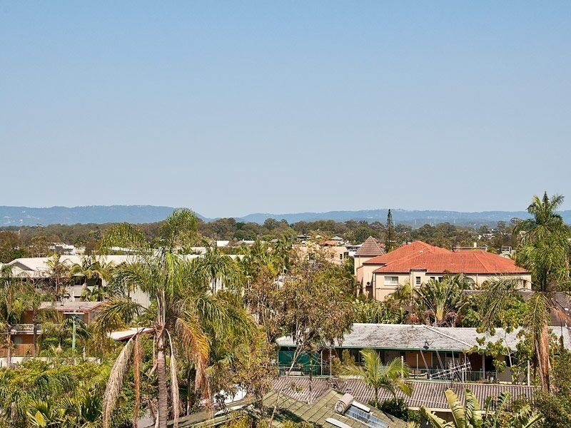 12/5 Cronin Avenue, Main Beach QLD 4217