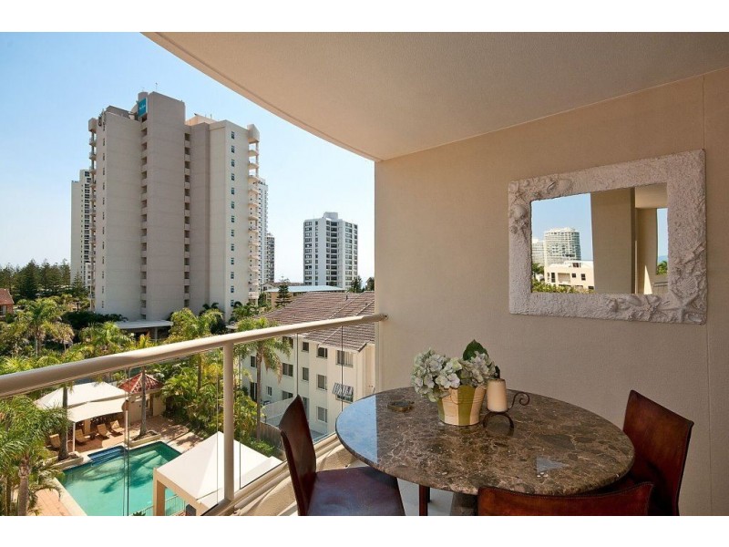 12/5 Cronin Avenue, Main Beach QLD 4217