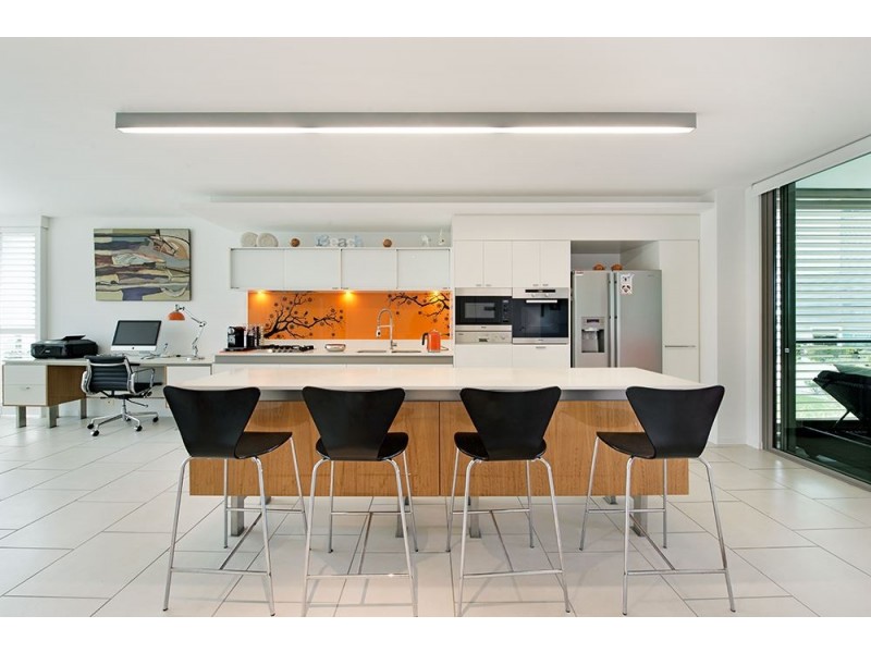 29201/2 Ephraim Island, Paradise Point QLD 4216