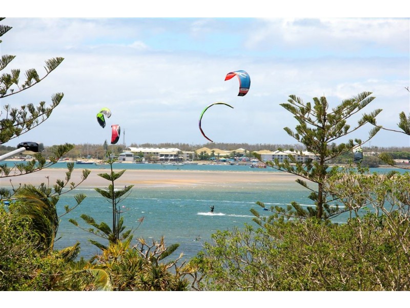 303/212 Marine Parade, Labrador QLD 4215